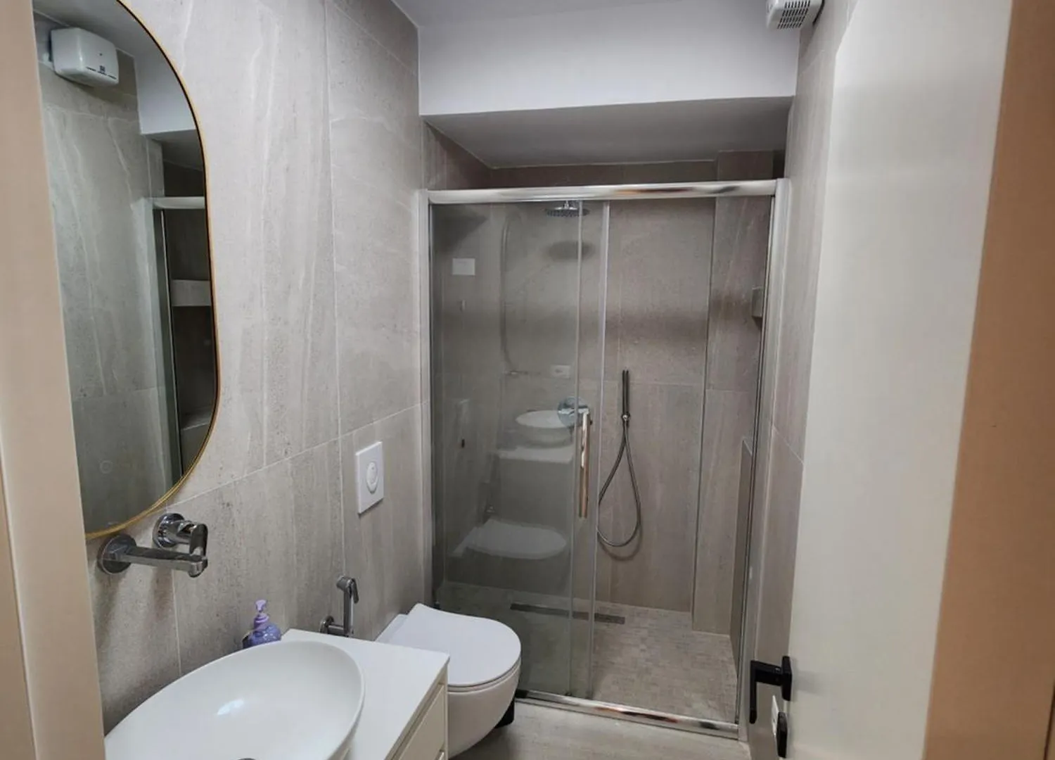 Apartamento Ne Tirane Apartament